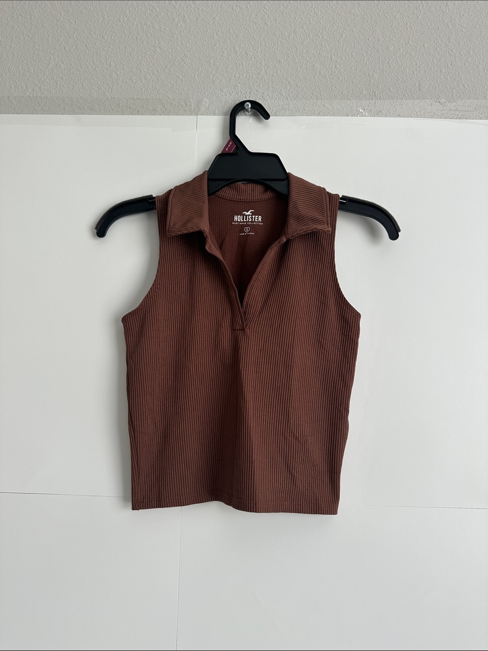 Hollister ribbed tanked top small